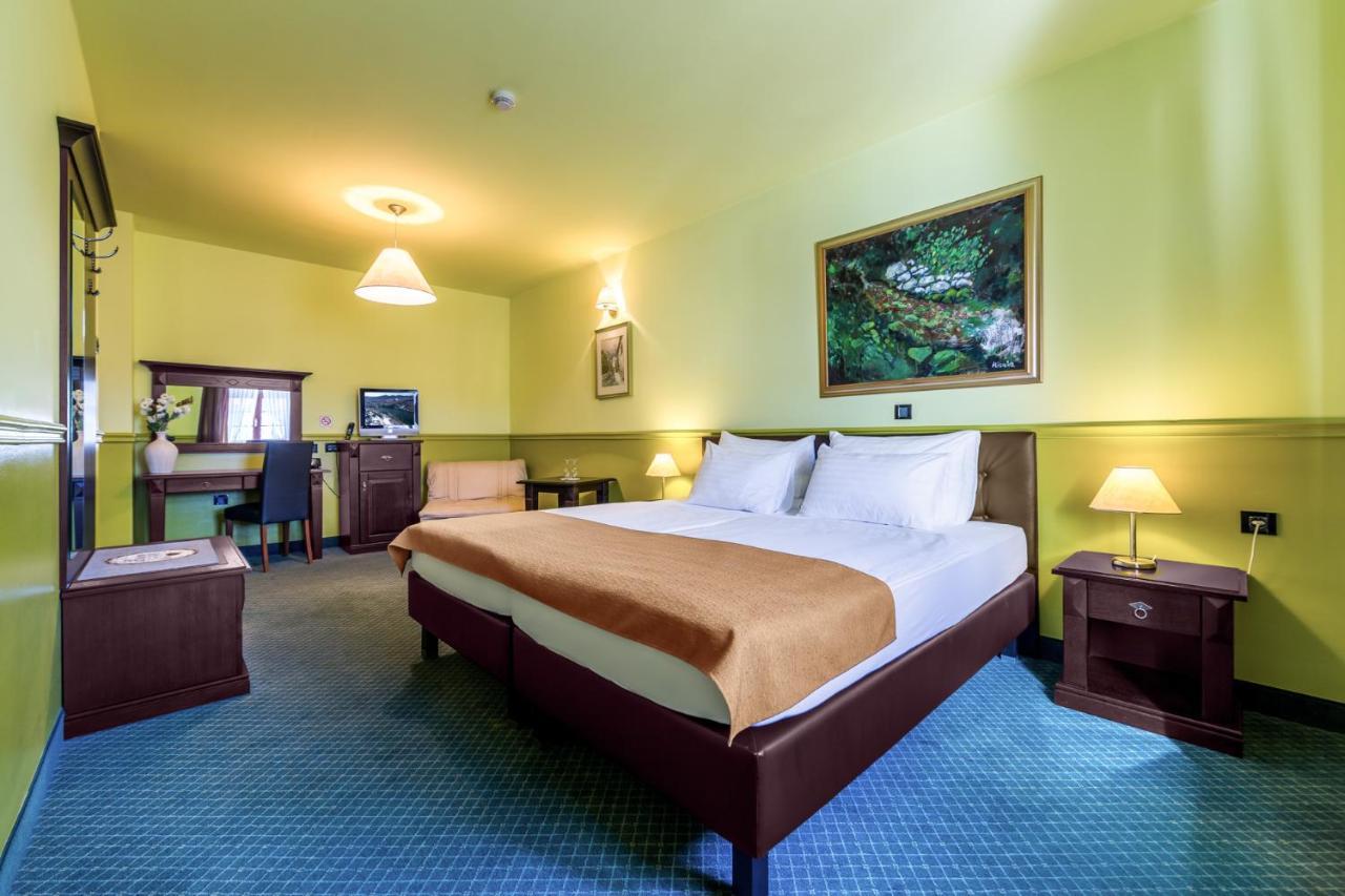 Hotel Bitoraj Fužine Esterno foto