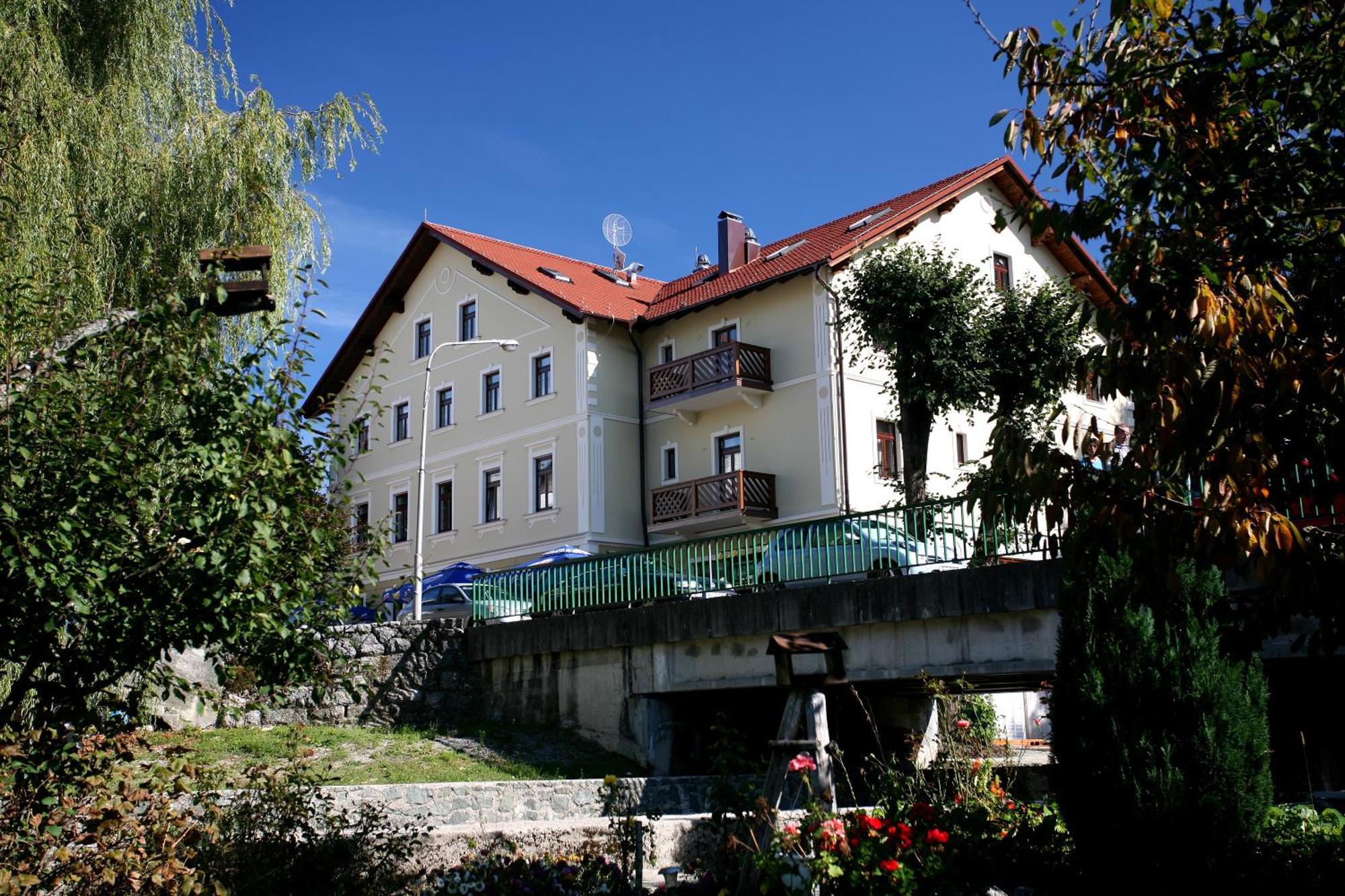 Hotel Bitoraj Fužine Esterno foto